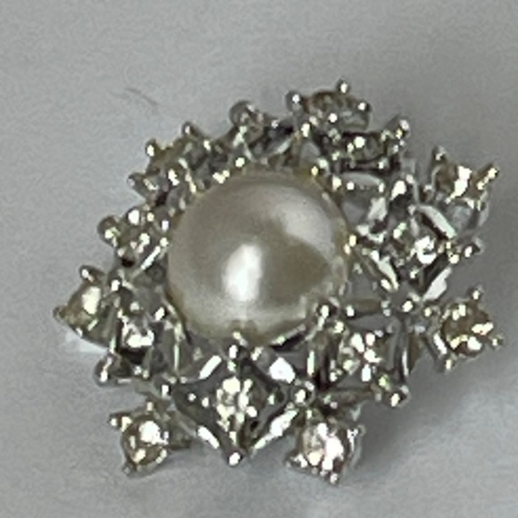 Brooch Sarah Coventry Vintage Small Pin, Faux Pearl and Clear Rhinestone - Picture 5 of 9